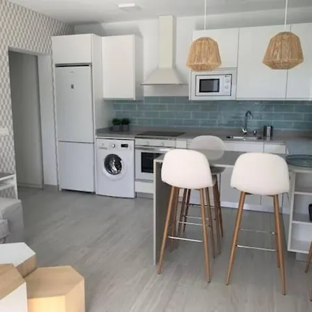Renovated 2 Bedroom Bungalow In Playa Del Ingles *
